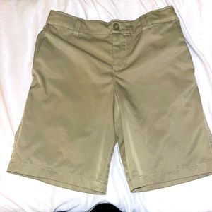 Size 12 boys khaki under armor shorts in perfect condition new without tag